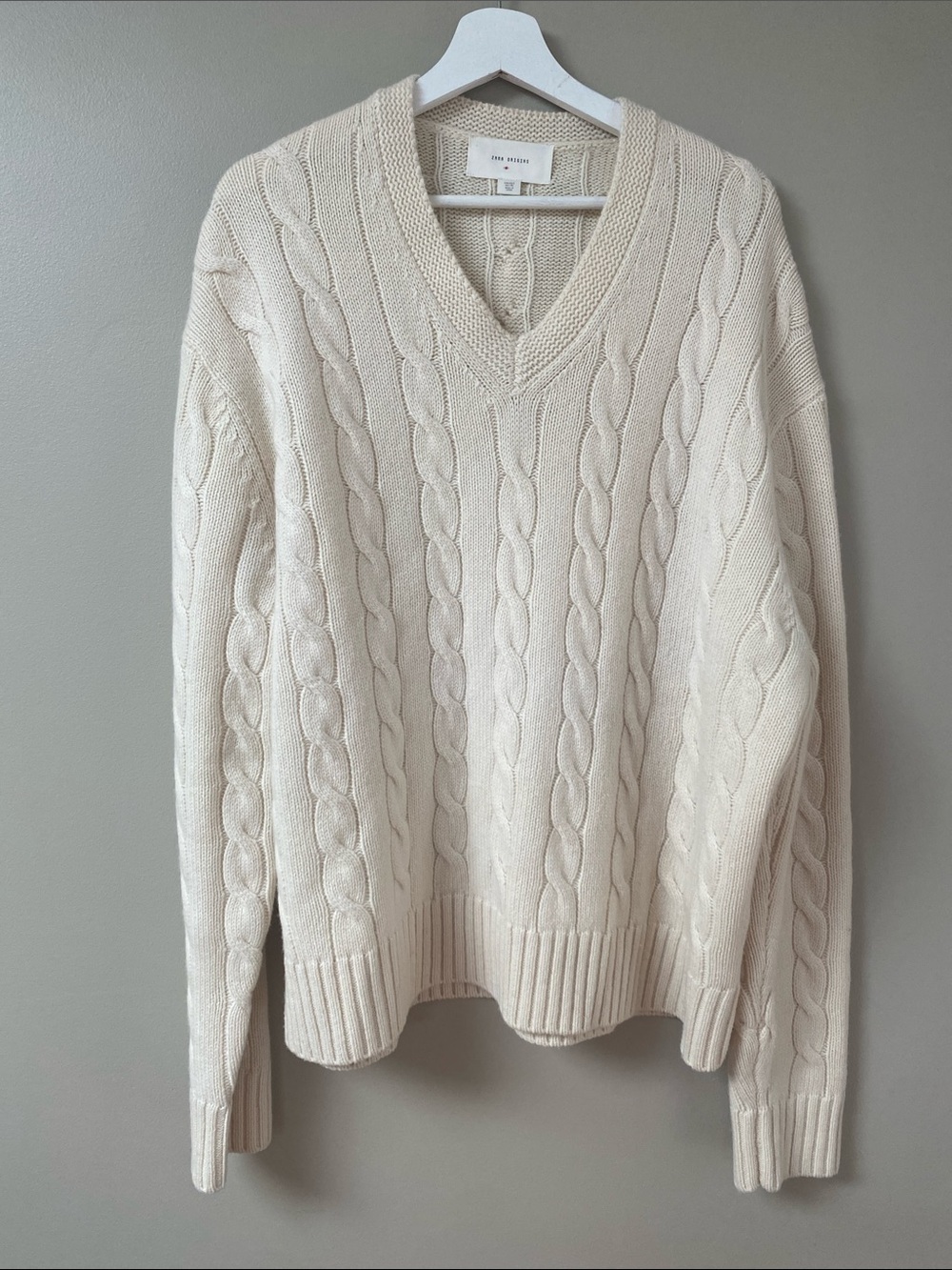 Zara Origins Cream wool thick Cable-Pattern V-Neck Sweater size large